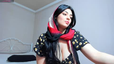Snapshot of moroccan_diamond_ chatting on 23, 12, 2024 Medina online show from 23, 12, 2024