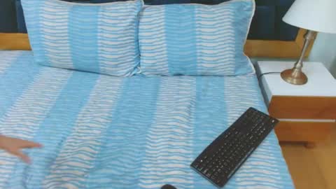 morrigan_luxus online show from 14, 1, 2025