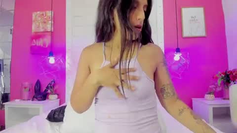 Snapshot of morrison_antonella chatting on 16, 7, 2026 Antonella online show from 16, 7, 2026