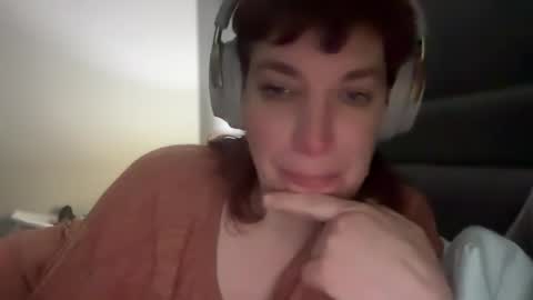 Snapshot of mossy_mommy chatting on 16, 2, 2025 Mossy Mommy online show from 16, 2, 2025