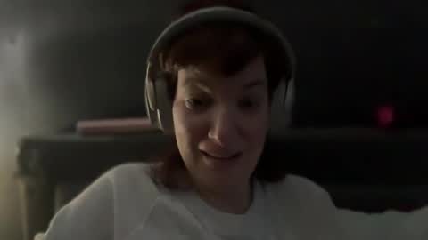 Snapshot of mossy_mommy chatting on 16, 2, 2025 Mossy Mommy online show from 16, 2, 2025