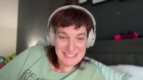 Snapshot of mossy_mommy chatting on 17, 2, 2025 Mossy Mommy online show from 17, 2, 2025