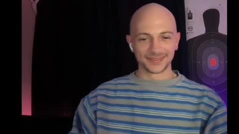 Snapshot of mount_vesuvius chatting on 13, 4, 2026 mount_vesuvius online show from 13, 4, 2026