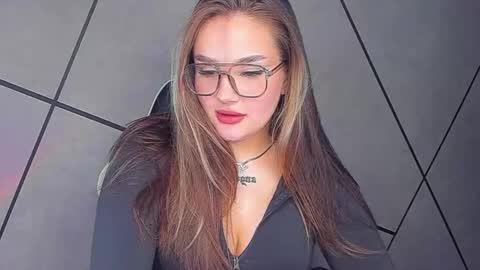 Carolina online show from 15, 10, 2025