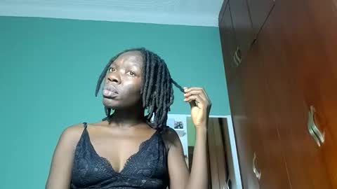 Mouthymiss online show from 4, 3, 2025