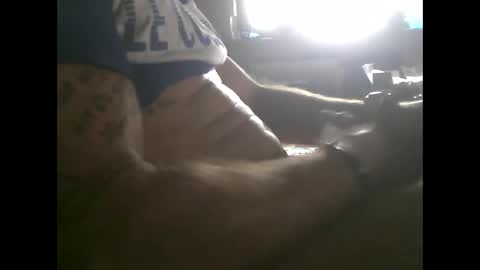 Snapshot of mowgli1977 chatting on 8, 1, 2025 mowgli1977 online show from 8, 1, 2025