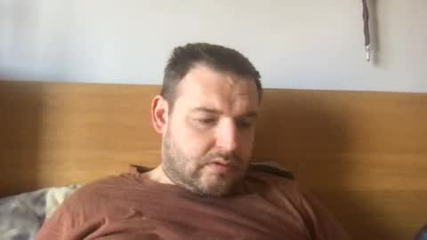 mr834565 online show from 10, 4, 2026