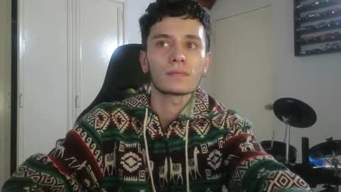 Snapshot of mr_andresr chatting on 30, 10, 2025 Andy online show from 30, 10, 2025