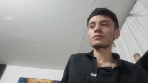 Snapshot of mr_andresr chatting on 7, 5, 2026 Andy online show from 7, 5, 2026