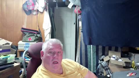 Snapshot of mr_canoe_licker_69 chatting on 2, 12, 2024 mr_canoe_licker_69 online show from 2, 12, 2024
