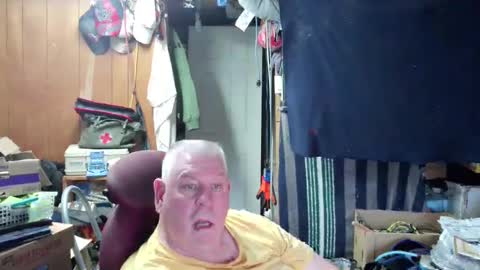Snapshot of mr_canoe_licker_69 chatting on 8, 12, 2024 mr_canoe_licker_69 online show from 8, 12, 2024