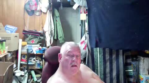 Snapshot of mr_canoe_licker_69 chatting on 15, 12, 2024 mr_canoe_licker_69 online show from 15, 12, 2024