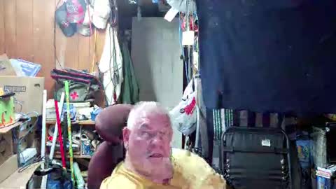 Snapshot of mr_canoe_licker_69 chatting on 21, 12, 2024 mr_canoe_licker_69 online show from 21, 12, 2024