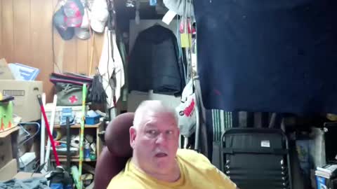 Snapshot of mr_canoe_licker_69 chatting on 29, 12, 2024 mr_canoe_licker_69 online show from 29, 12, 2024