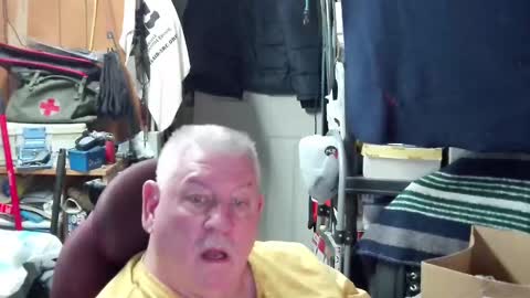 Snapshot of mr_canoe_licker_69 chatting on 10, 1, 2025 mr_canoe_licker_69 online show from 10, 1, 2025