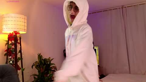 Mr Evans online show from 27, 2, 2025