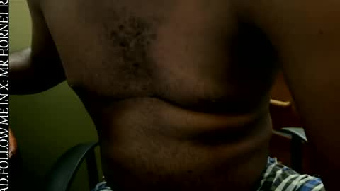 Snapshot of mr_hornet_rad chatting on 17, 5, 2026 mr_hornet_rad online show from 17, 5, 2026