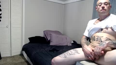 Snapshot of mr_j_showoff chatting on 4, 12, 2024 whateveryouwant online show from 4, 12, 2024