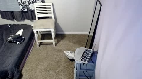 Snapshot of mr_j_showoff chatting on 7, 12, 2024 whateveryouwant online show from 7, 12, 2024
