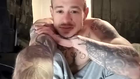 Snapshot of mr_j_showoff chatting on 24, 12, 2024 whateveryouwant online show from 24, 12, 2024