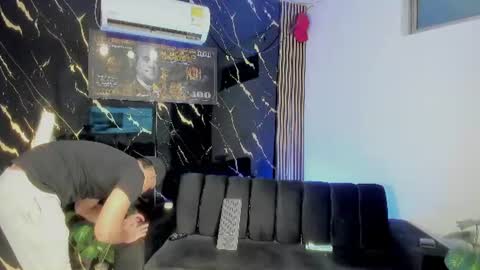 mr_maximo online show from 2, 7, 2026
