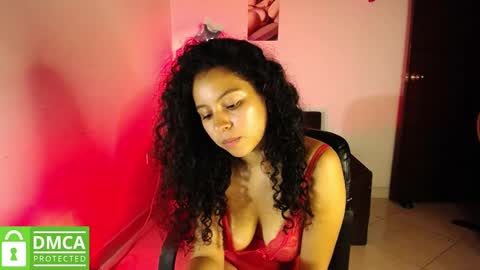 Snapshot of mr_mrscurie chatting on 26, 1, 2025 Mr  Mrs Curie online show from 26, 1, 2025