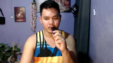 Snapshot of mr_olivercummerx chatting on 24, 3, 2026 mr_olivercummerx online show from 24, 3, 2026