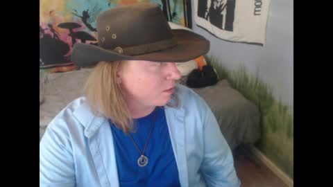 mr_strawberry online show from 25, 3, 2026