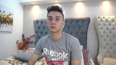 Snapshot of mr_williseo chatting on 8, 1, 2025 williseo online show from 8, 1, 2025