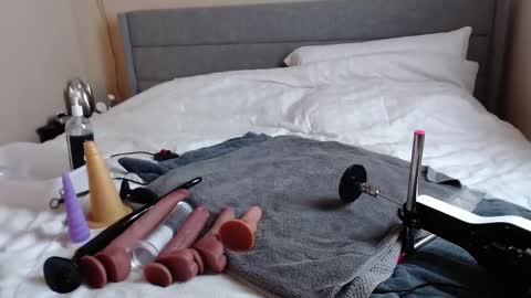 Snapshot of mrcoffee4her chatting on 10, 11, 2025 MrCoffee online show from 10, 11, 2025