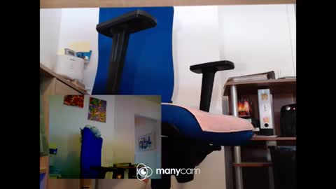 Snapshot of mrduplo1975 chatting on 18, 6, 2026 MrJohnsen1975 online show from 18, 6, 2026
