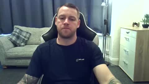 mrengland86566 online show from 24, 2, 2026