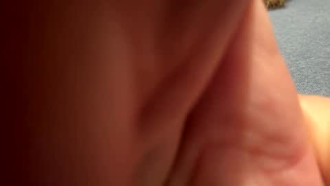 mreric_210 online show from 4, 10, 2025