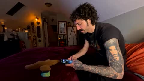 Snapshot of mrfanceypants chatting on 7, 1, 2026 mrfanceypants online show from 7, 1, 2026