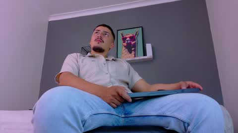 Snapshot of mrfox__ chatting on 19, 5, 2026 Mr Fox online show from 19, 5, 2026