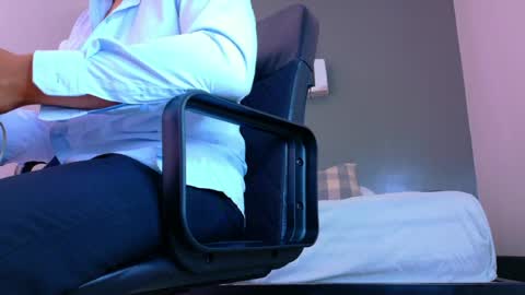 Snapshot of mrfox__ chatting on 27, 5, 2026 Mr Fox online show from 27, 5, 2026