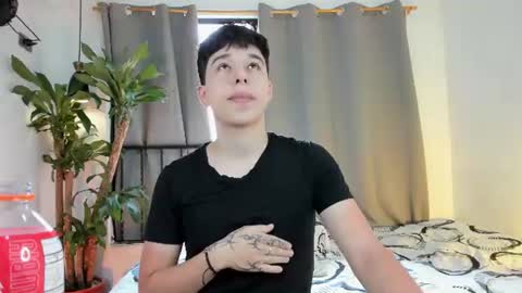 Snapshot of mrhot_night chatting on 26, 6, 2026 Bastian online show from 26, 6, 2026