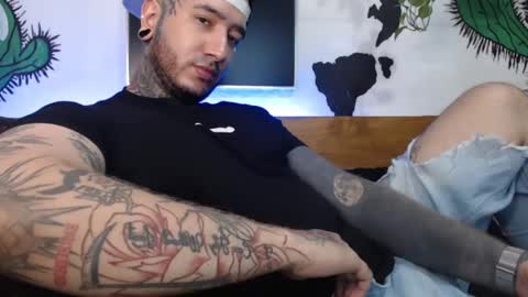 Snapshot of mrmanny__ chatting on 1, 2, 2025 mrmanny__ online show from 1, 2, 2025