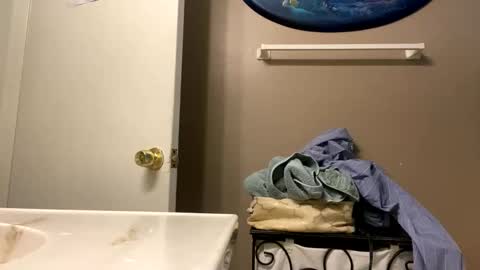 Snapshot of mrmeltyourheart chatting on 27, 2, 2026 James online show from 27, 2, 2026