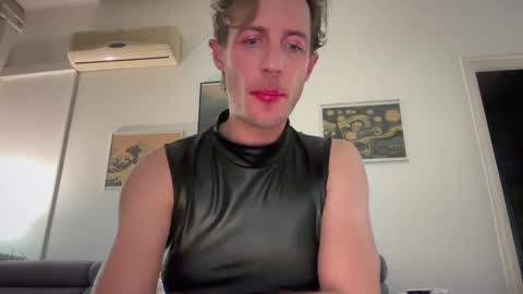 Snapshot of mrmooser42 chatting on 13, 12, 2024 TaleOfLaura online show from 13, 12, 2024