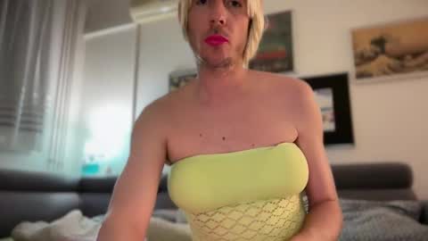 Snapshot of mrmooser42 chatting on 28, 2, 2026 TaleOfLaura online show from 28, 2, 2026