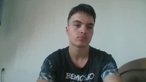 Snapshot of mrpine504 chatting on 16, 2, 2026 mrpine504 online show from 16, 2, 2026