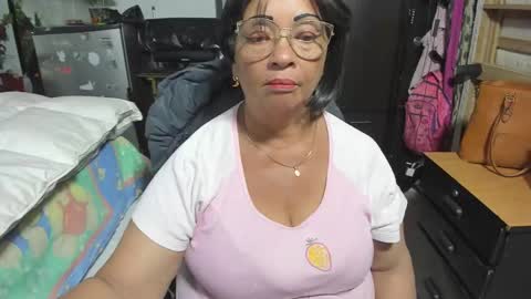 mrs_mommy online show from 24, 10, 2025