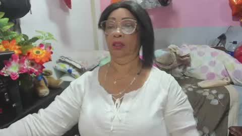Snapshot of mrs_mommy chatting on 12, 7, 2026 mrs_mommy online show from 12, 7, 2026