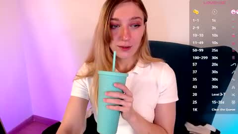 Snapshot of mrs_squirtling chatting on 11, 6, 2026 Barbie online show from 11, 6, 2026