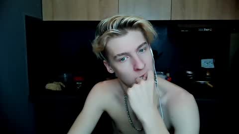 Snapshot of mrsexycum4u chatting on 14, 1, 2025 Adam online show from 14, 1, 2025