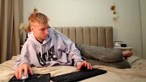 Snapshot of mrsexycum4u chatting on 14, 9, 2025 Adam online show from 14, 9, 2025