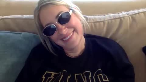 Snapshot of mrsprissxo chatting on 30, 4, 2026 MrsPrissXO online show from 30, 4, 2026