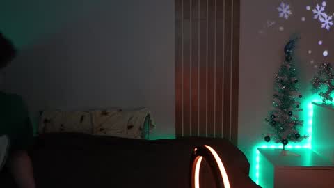 Snapshot of mrstenderbeast chatting on 19, 12, 2025 YOUR OWNER online show from 19, 12, 2025