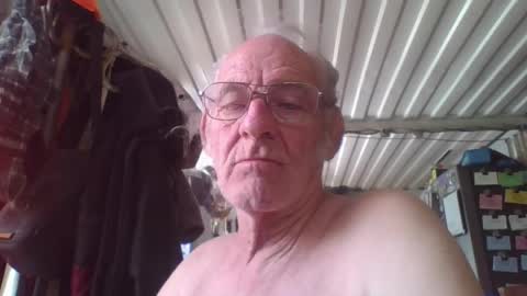 Snapshot of mrsubman chatting on 23, 5, 2026 Chuck online show from 23, 5, 2026